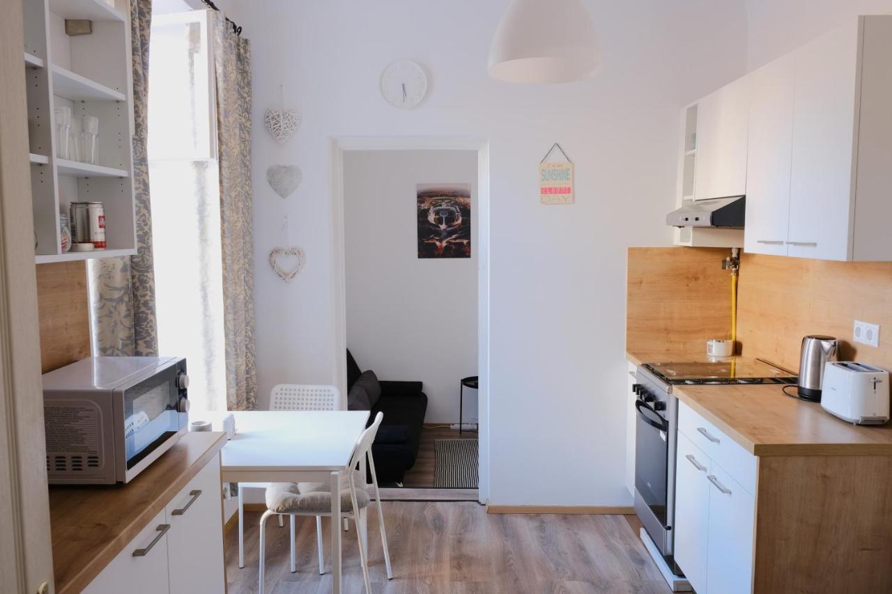 Varfal-lak Apartment *