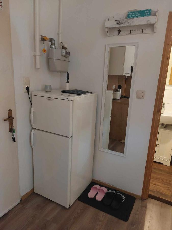 Varfal-lak Apartman Apartment